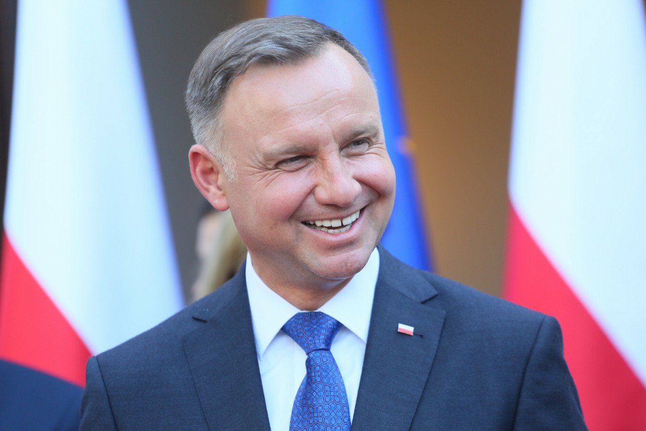Prezydent RP Andrzej Duda na czele nowego sondażu