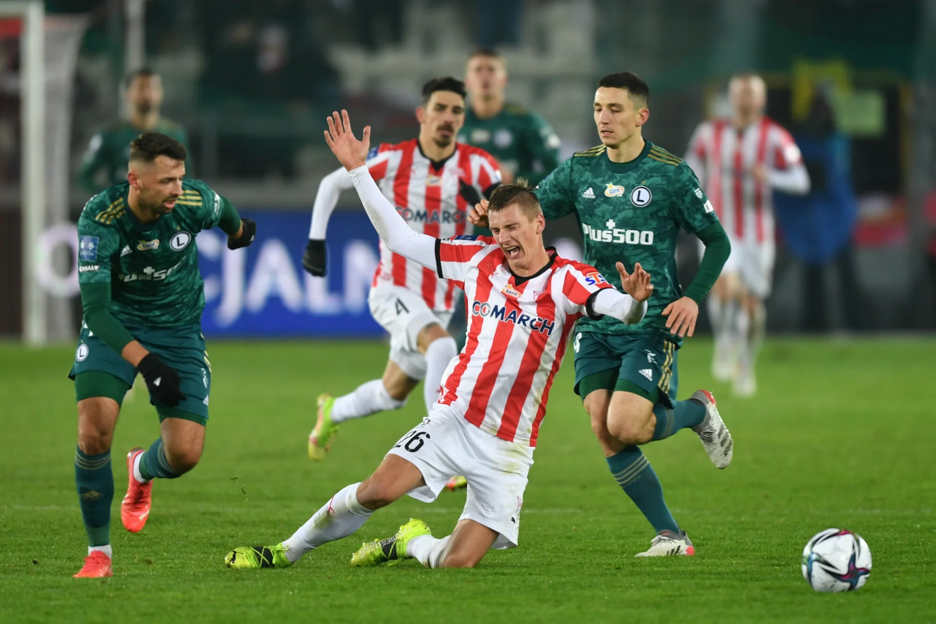 Legia Warszawa przegrała po raz jedenasty w sezonie, tym razem na stadionie Cracovii