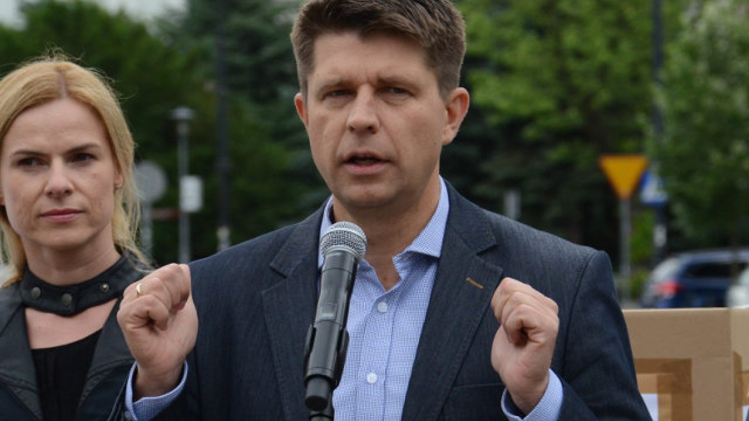Ryszard Petru wziął kredyt we frankach, ponieważ zaufał premierowi Donaldowi Tuskowi