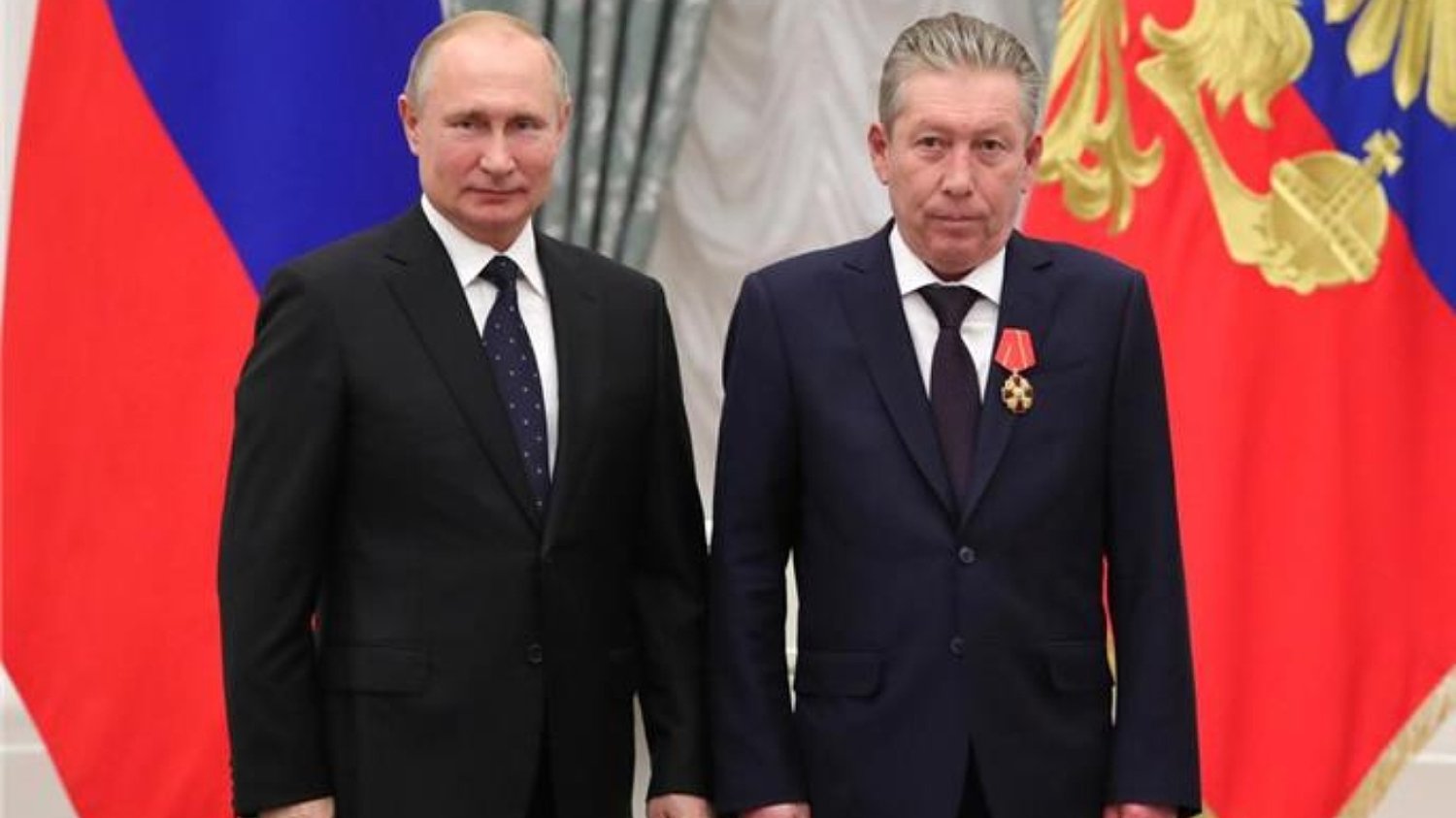 Nie żyje wiceprezes Łukoil. Rawił Maganow wypadł przez okno w szpitalu. Władimir Putin i wiceprezes Łukoil Rawił Maganow.