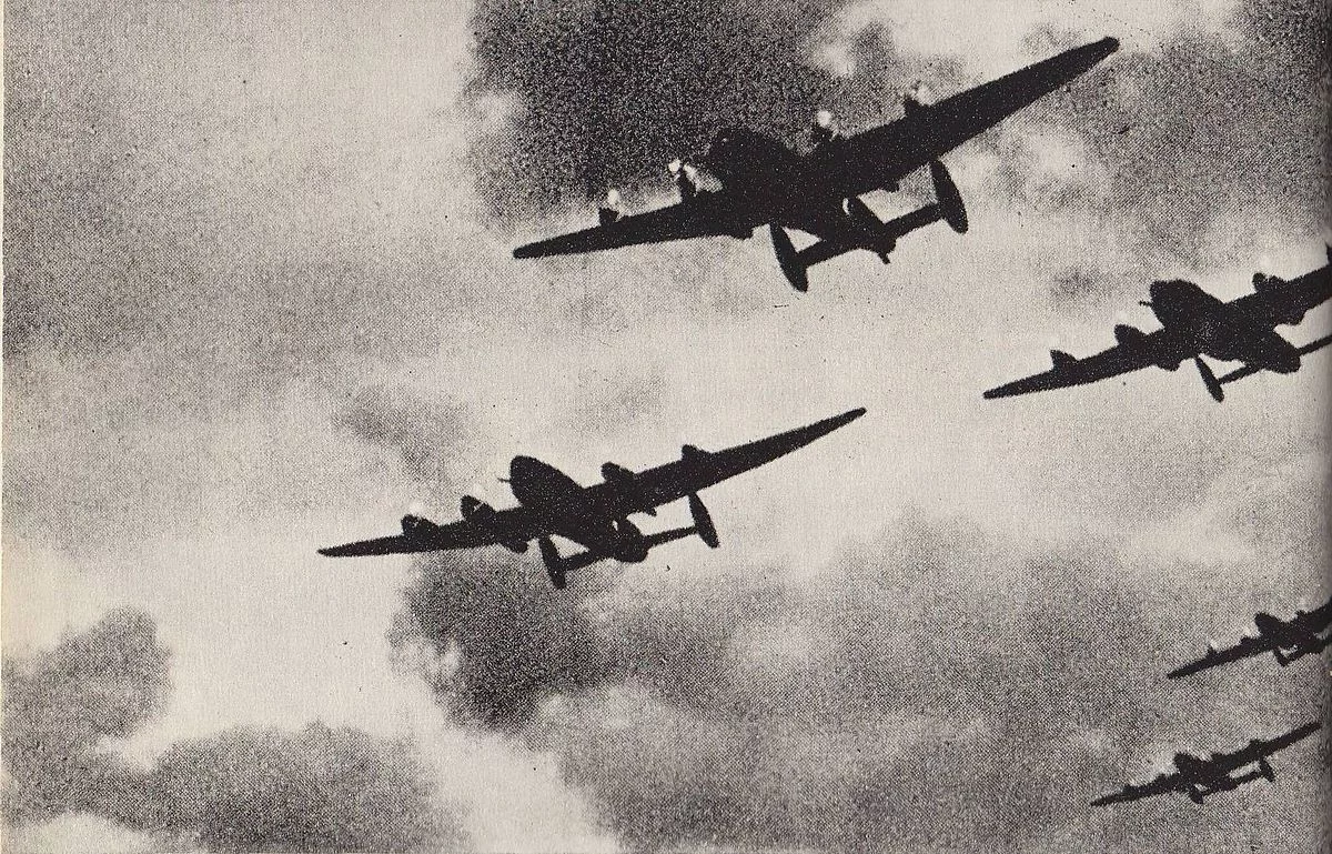 Avro Lancastery 300. Dywizjonu Bombowego "Ziemi Mazowieckiej".