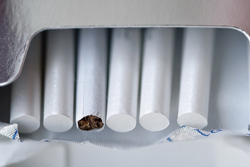 Unijny zakaz dla papierosów typu slim i mentolowych oznacza miliardowe straty dla budżetu państwa i kłopoty producentów tytoniu z Polski