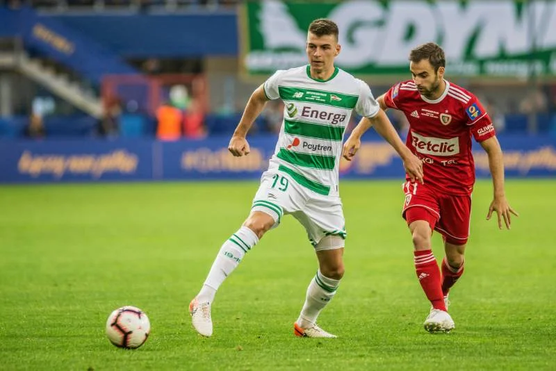 Fila przez Transfermarkt wyceniany jest na 1,5 mln euro. Karol Fila trafi do Spezii? Tak twierdzi Gianluca Di Marzio.