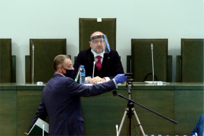 Kamil Zaradkiewicz odroczył obrady Sądu Najwyższego.