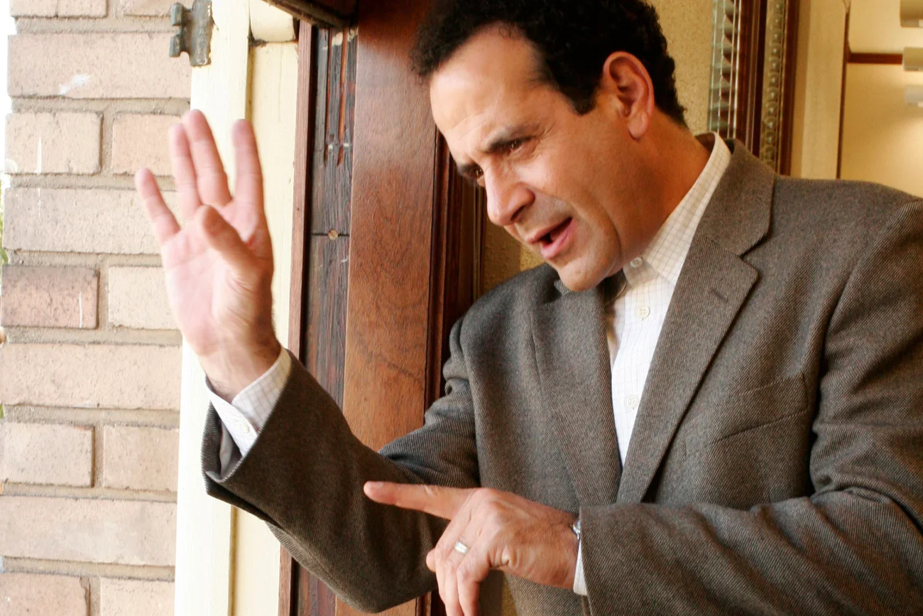 Tony Shalhoub w serialu "Detektyw Monk".