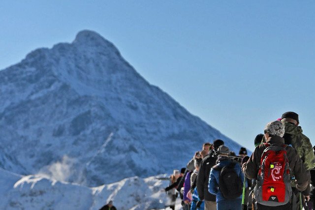 Jak się ubrać na Kasprowym? Niektórzy ciągle mają wątpliwości.
