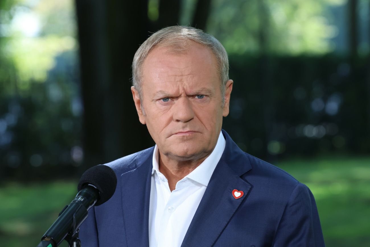 Tusk skrytykowany przez aktywistki. Wytyczne aborcyjne to zdecydowanie za mało