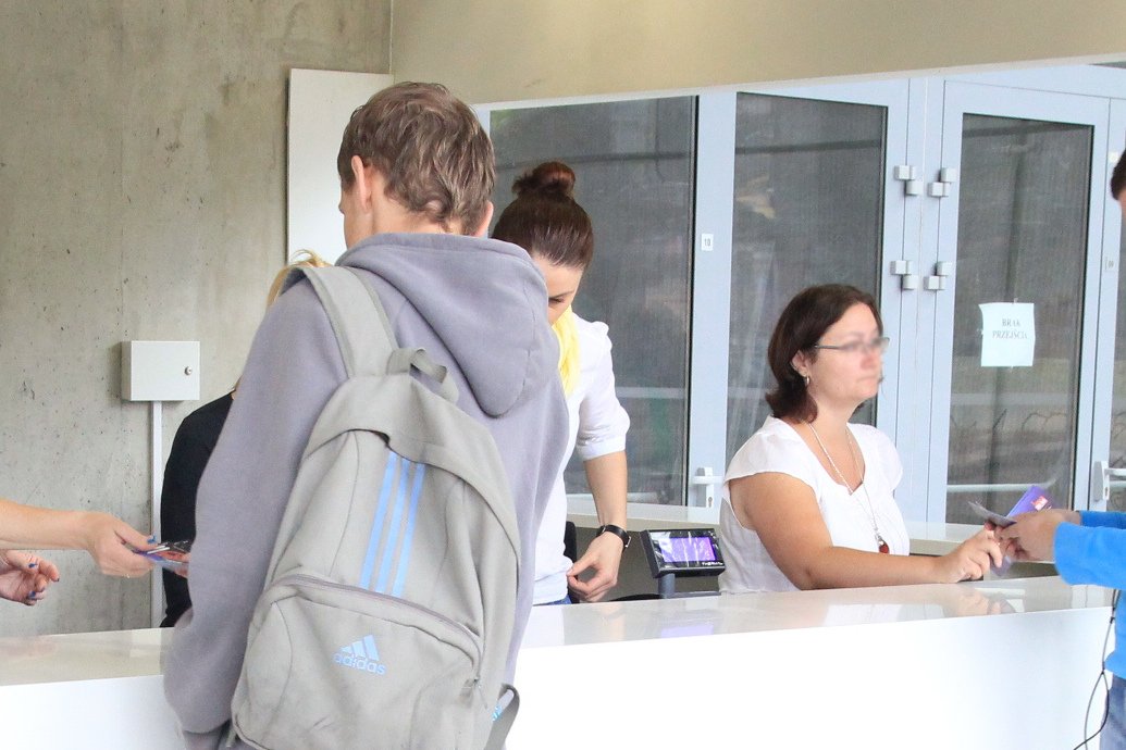 Organizator imprezy nie ma prawa żądać od uczestników takiego wydarzenia informacji o zaszczepieniu przeciw Covid-19. (zdjęcie ilustracyjne)