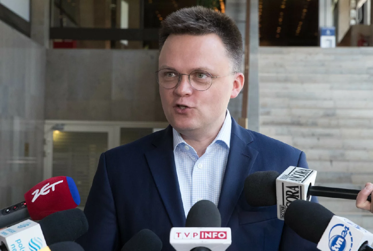 TVP przejdzie rewolucję? Hołownia: to największy gruczoł jadowy w Polsce.