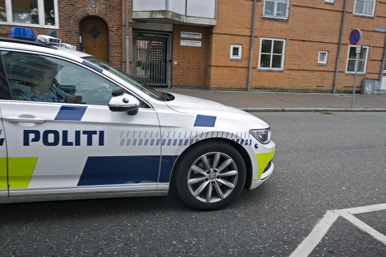 Norweska policja poszukuje właścicieli prawie 2 mln koron znalezionych w lesie.