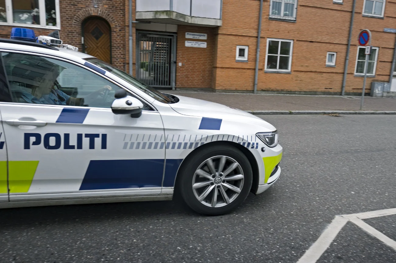 Norweska policja poszukuje właścicieli prawie 2 mln koron znalezionych w lesie.