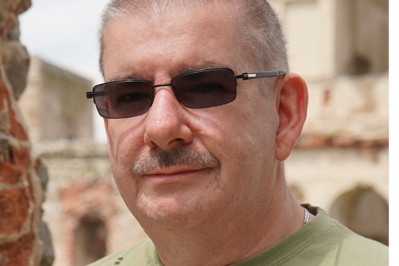 Dziennikarz z zarzutami. Mirosław Jamro miał "podżegać policjantów"