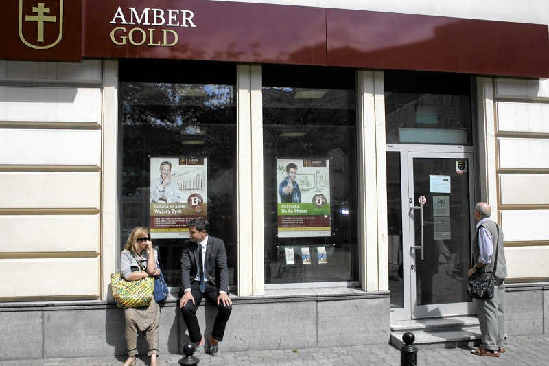 Nowa ustawa ograniczy działalność parabanków typu Amber Gold