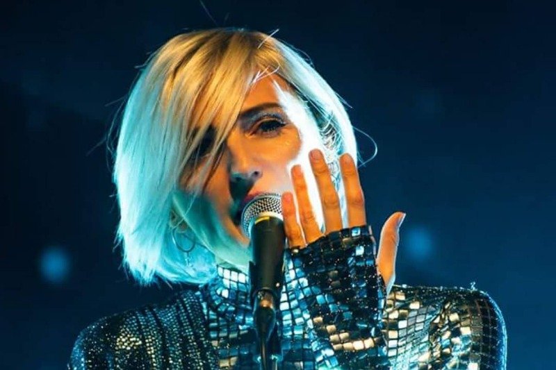 Reni Jusis postawiła na modne cięcie