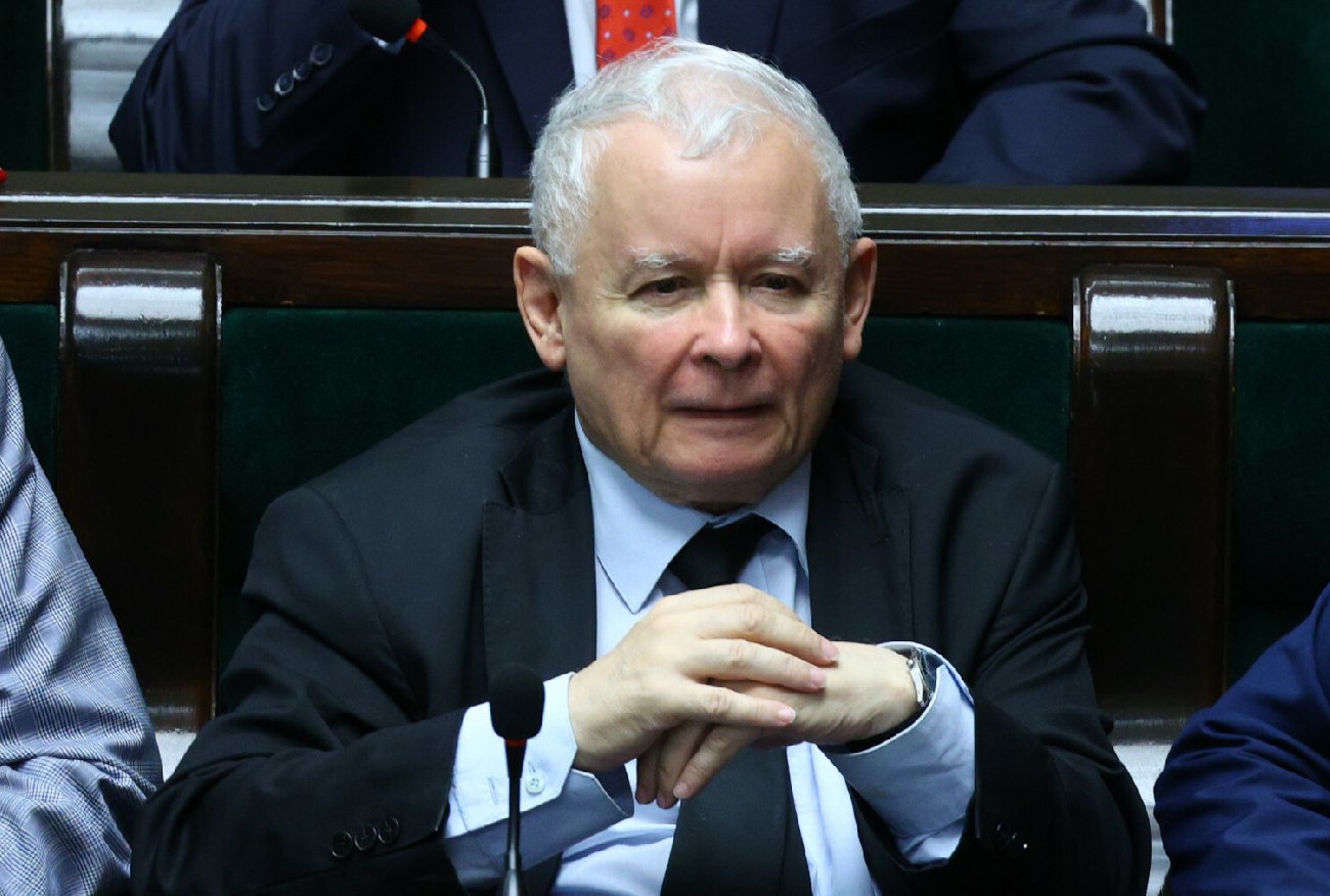 Fatalny sondaż dla Kaczyńskiego. Polacy jasno o demokracji za rządów PiS.