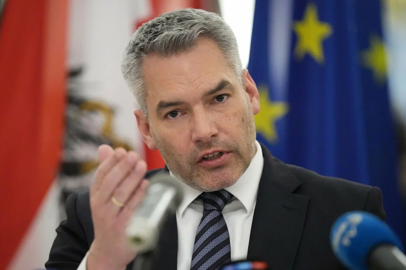 Kanclerz Austrii Karl Nehammer.
