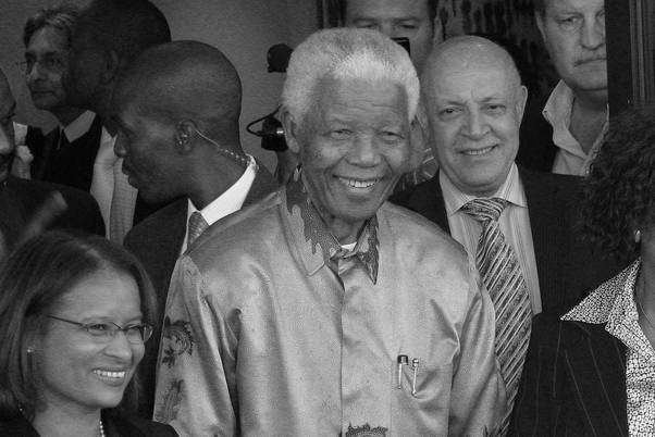 Nelson Mandela nie żyje. Zmarł w wieku 95 lat.