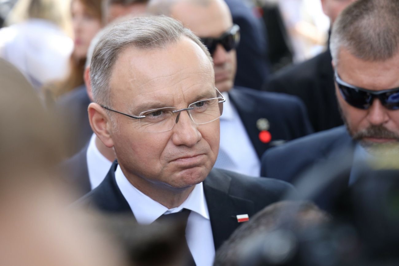 President Andrzej Duda broke his word. He abruptly  appeared at a rally in Łódź