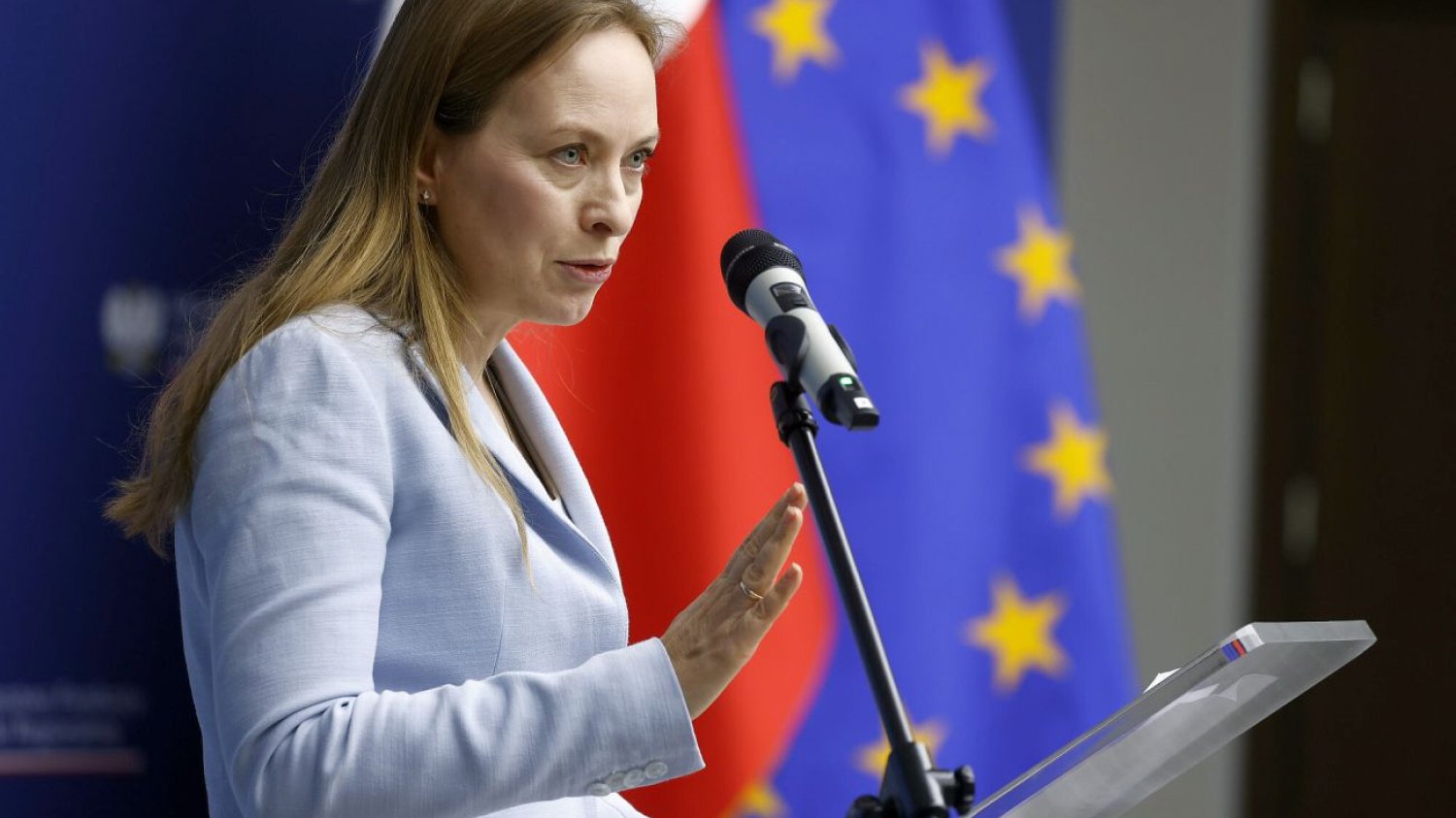 Ministra Pełczyńska-Nałęcz: do Polski trafił przelew na 27 mld zł