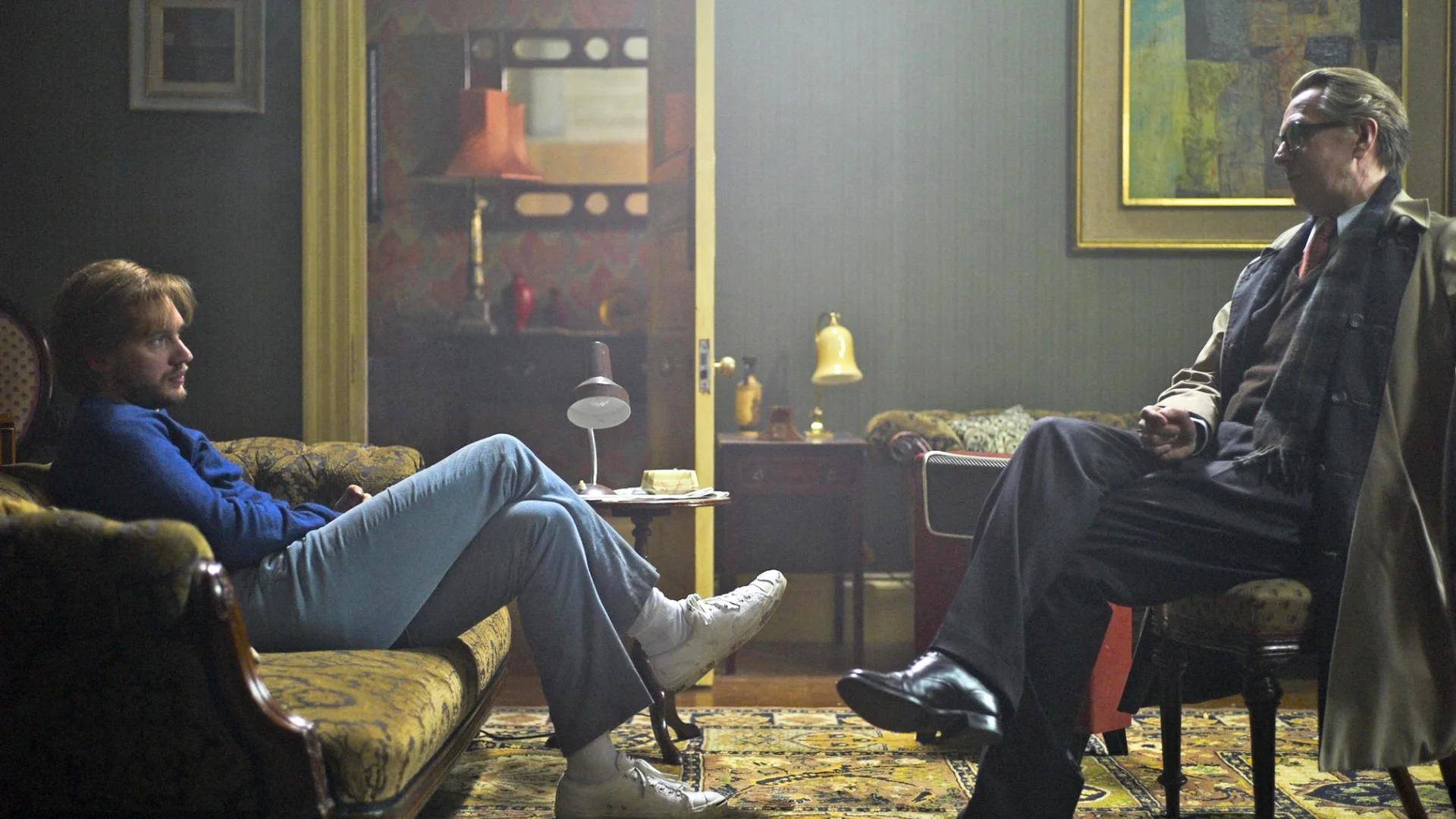 Tom Hardy i Gary Oldman w filmie "Szpieg"