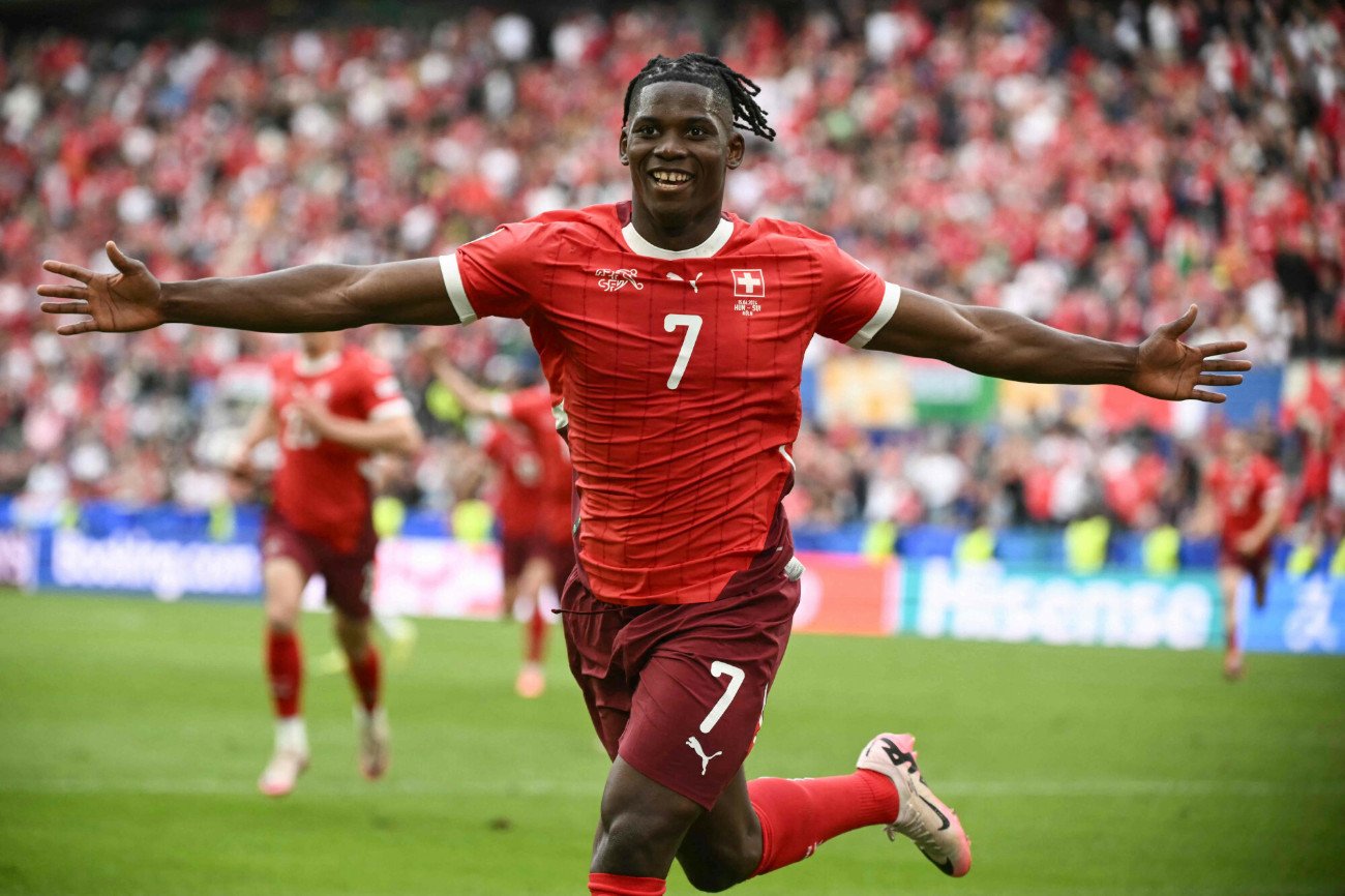 Breel Embolo, strzelec trzeciego gola dla Szwajcarii w meczu z Węgrami.