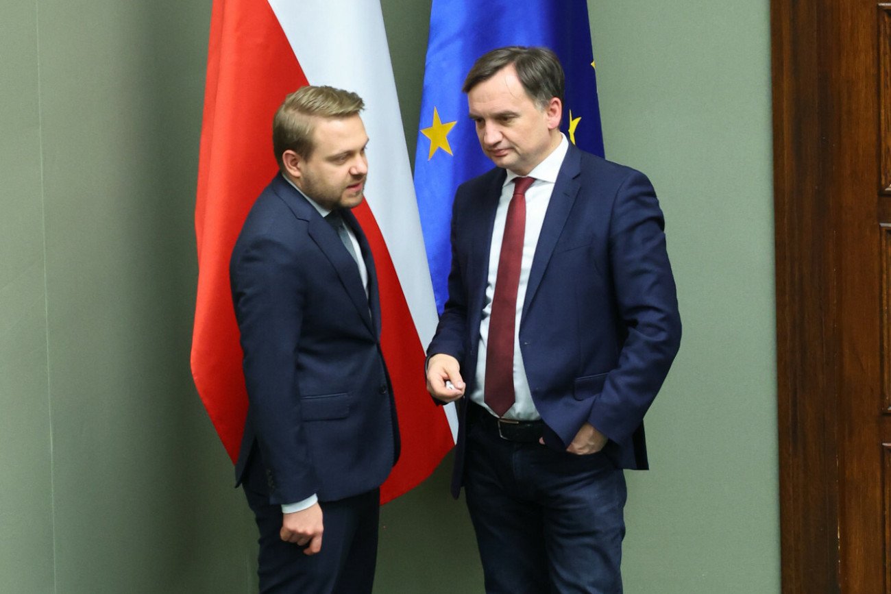 Zbigniew Ziobro i Jacek Ozdoba bardziej interesują się grą reprezentacji Niemiec, niż polską polityką?