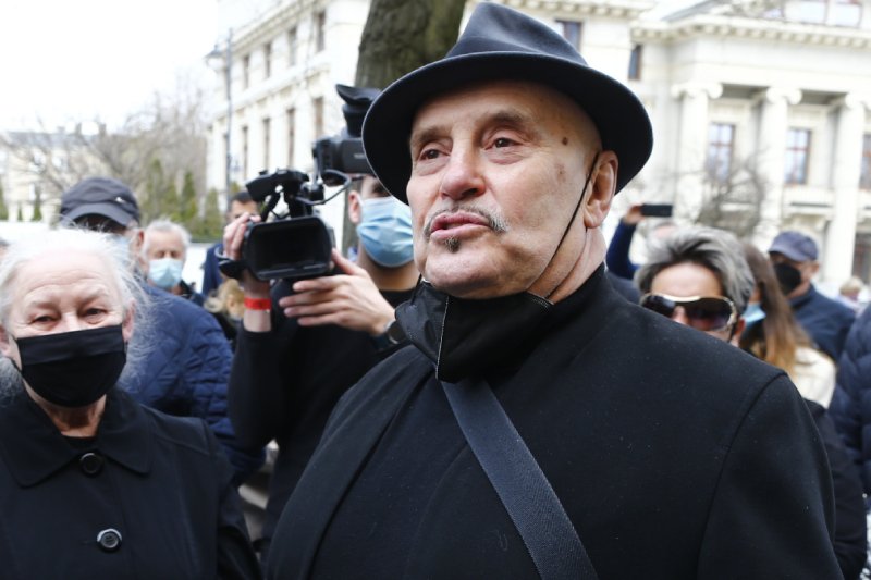 Marian Lichtman nie odpuszcza. Ciąg dalszy sprzeczki z menadżerem Krzysztofa Krawczyka