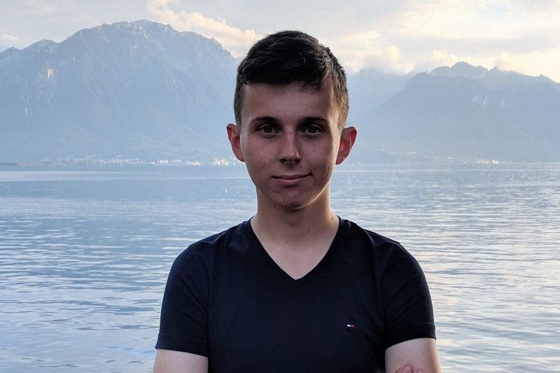 Licealista z Warszawy chce blokady matur w związku z epidemią koronawirusa.