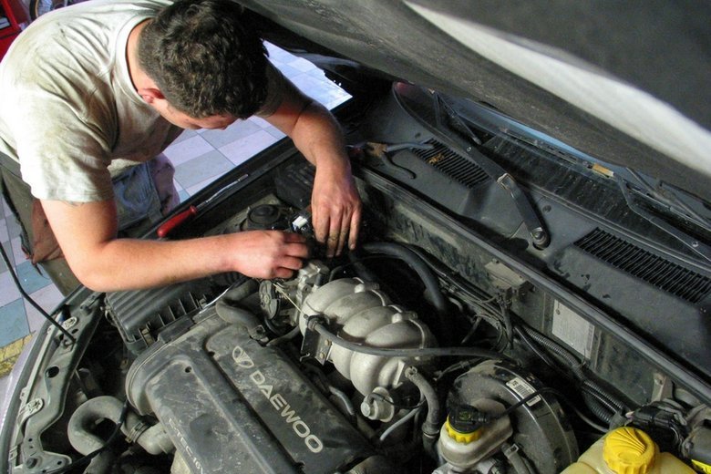 Urzędniczki, które zastawiły na mechanika perfidną pułapkę, teraz same mogą mieć problemy. Złożono donos, że poruszały się po drogach niesprawnym pojazdem.