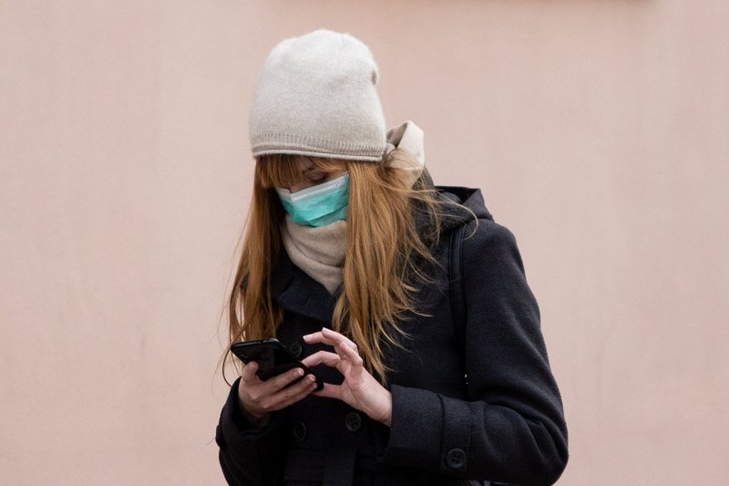 W środę dowiemy się, w jakich sytuacjach będziemy musieli zakładać maski ochronne.