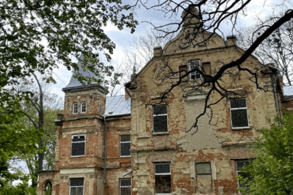 Dworek w Rokietnicy.