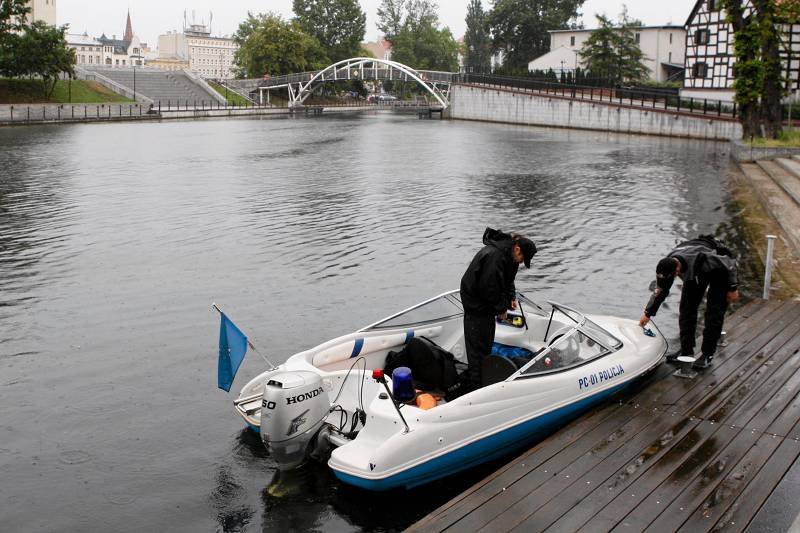 Policja podczas poszukiwań zaginionego Irlandczyka