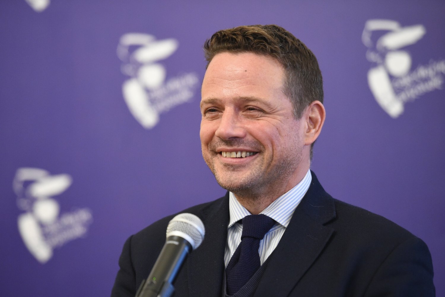 Prezydent Warszawy dostał prawie 6 tys. zł podwyżki.