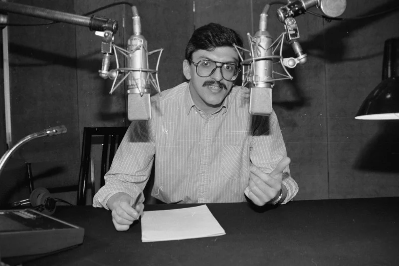 Marek Niedźwiecki w studiu Trójki. Rok 1992.