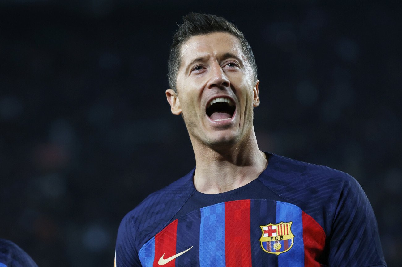 Robert Lewandowski zdobył w niedzielnym meczu Barcelony z Cadiz swojego 15. gola w sezonie LaLiga.