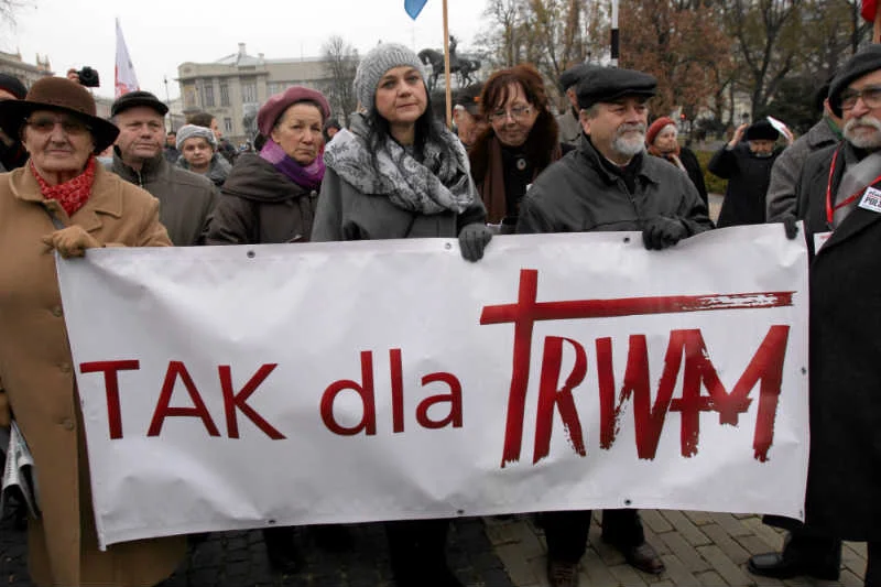 Telewizja Trwam chwali się wynikami, ale wydają się one być podejrzanie wysokie.