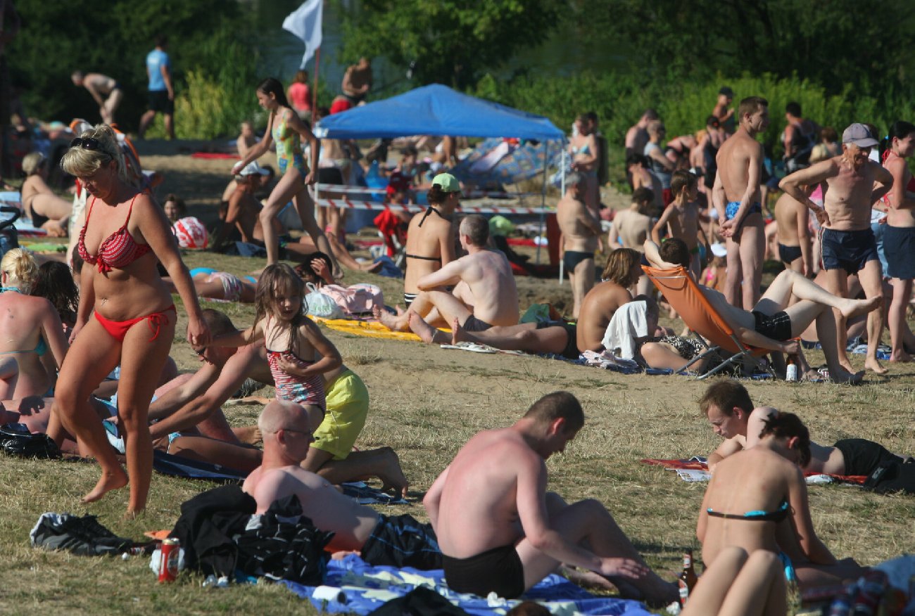 Pojechałem nad wodę i mam dość. Nie ma nic gorszego niż wakacje z Polakami