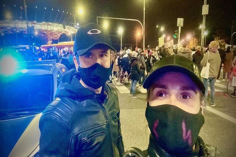 Sławomir i Kajra wspierają Ogólnopolski Strajk Kobiet.