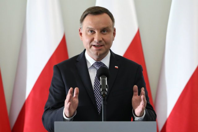 Nawet stowarzyszenie amerykańskich prawników wzywa Andrzeja Dudę do zawetowania ustaw o SN i KRS.