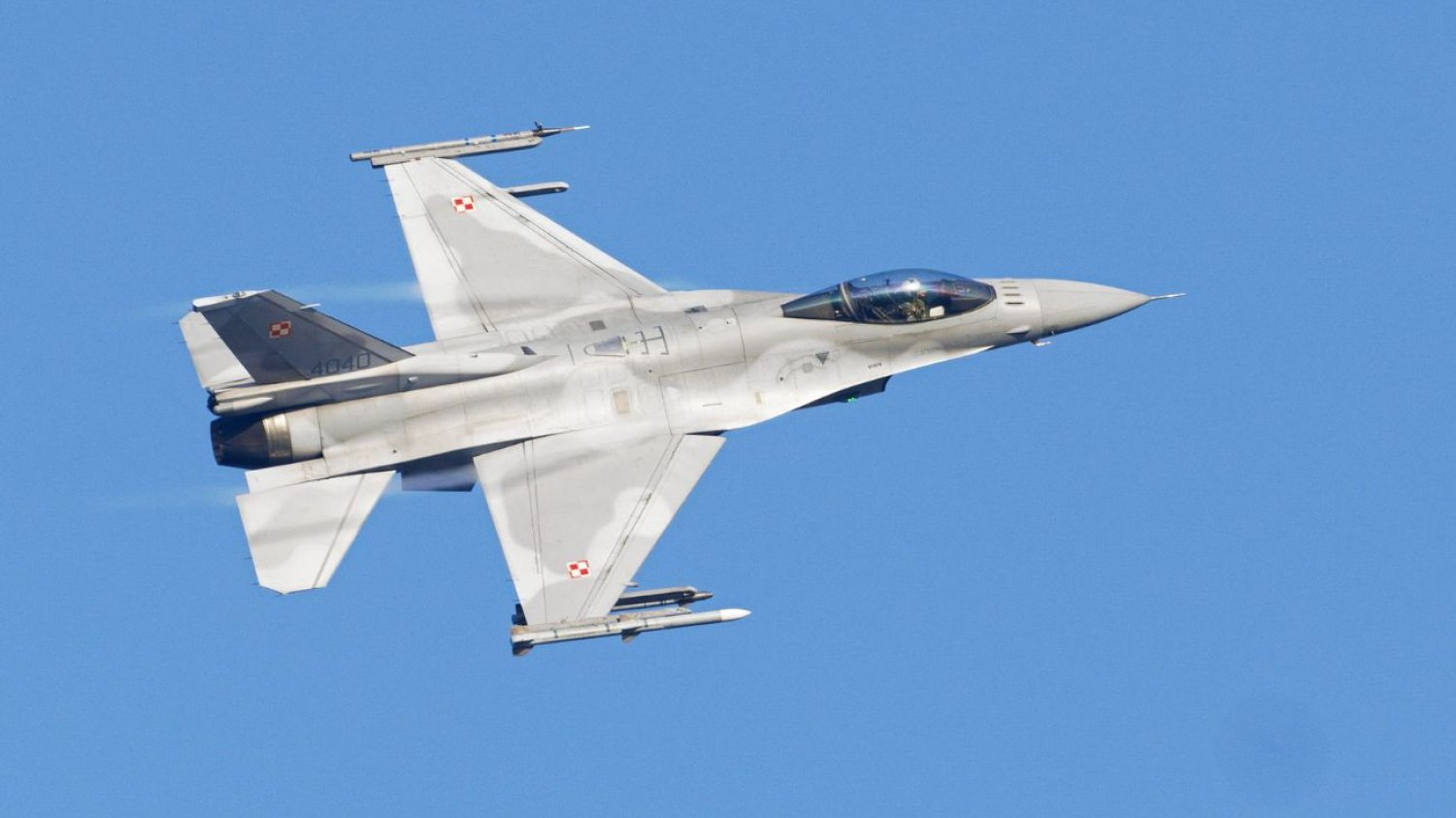 Myśliwiec F-16 należący do polskiego lotnictwa