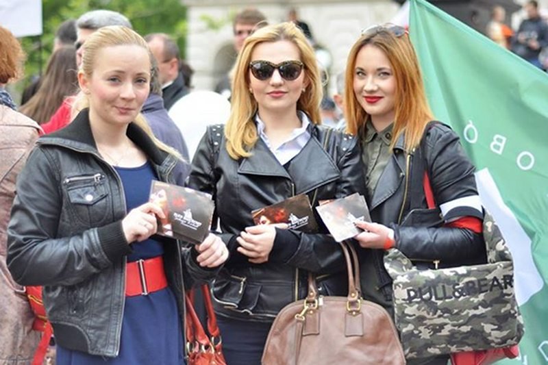 Działaczki Sekcji Kobiet Ruchu Narodowego chcą być "strażniczkami rodziny"