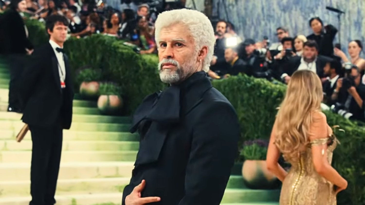 Najodważniejsza kreacja na Met Gala 2026. Bad Bunny w stroju starcza Bad Bunny na Met Gali 2026