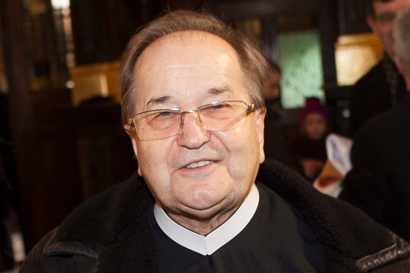 O. Rydzyk znalazł się w setce najbogatszych Polaków, ale narzeka na ubóstwo. I prosi o więcej pieniędzy