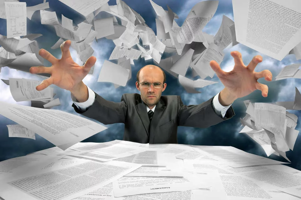 Czy teorie spiskowe o manipulacjach korporacji są przesadzone?