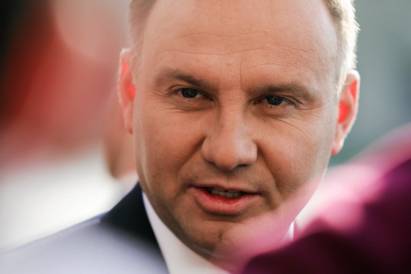 Andrzej Duda zabiera głos w sprawie Alfiego Evansa, pisze o "cudzie życia" i apeluje do decydentów o dobrą wolę.