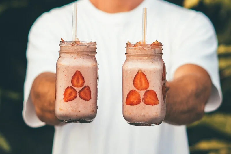 Shake truskawkowy