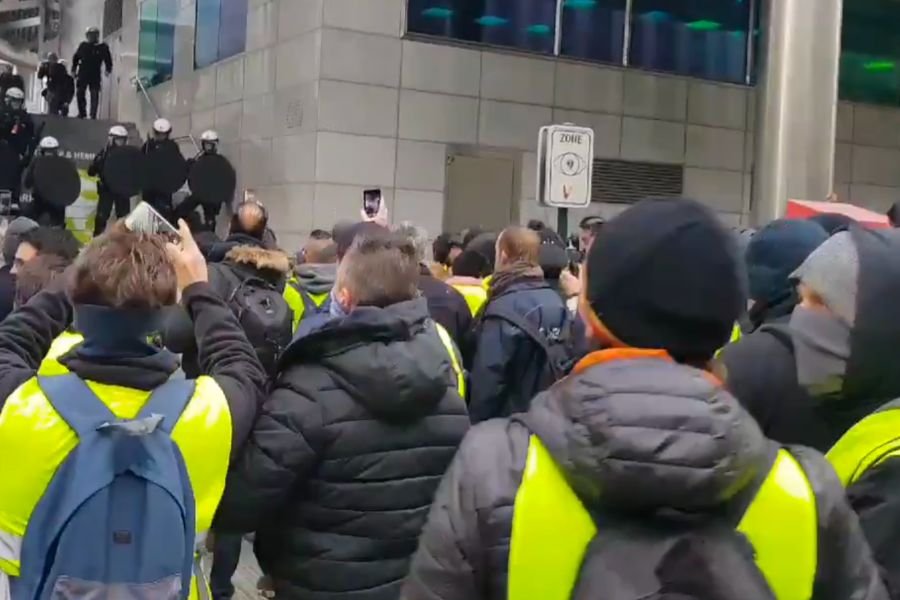 Po Francji przyszedł czas na Belgię – tam też protestują "żółte kamizelki"