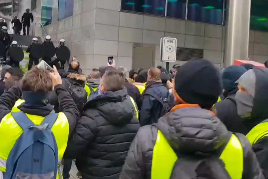 Po Francji przyszedł czas na Belgię – tam też protestują "żółte kamizelki"