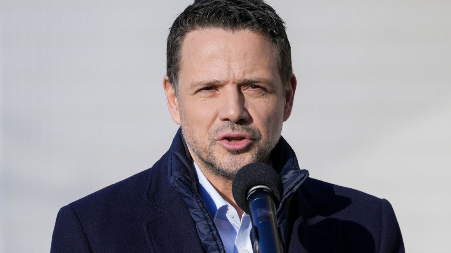 Trzaskowski ostro komentuje "zamach stanu" w Polsce. Wspomniał o Rosjanach. Trzaskowski o "zamachu stanu" w Polsce. "Paranoidalne wizje".
