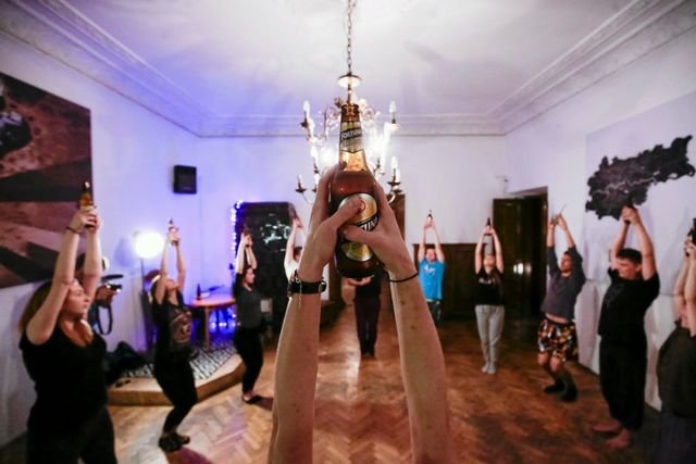 Kursy degustacji piwa nauczą cię wszystkiego o złocistym trunku.